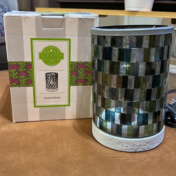Scentsy Other Nib Scentsy Ocean Mosaic Wax Warmer Poshmark